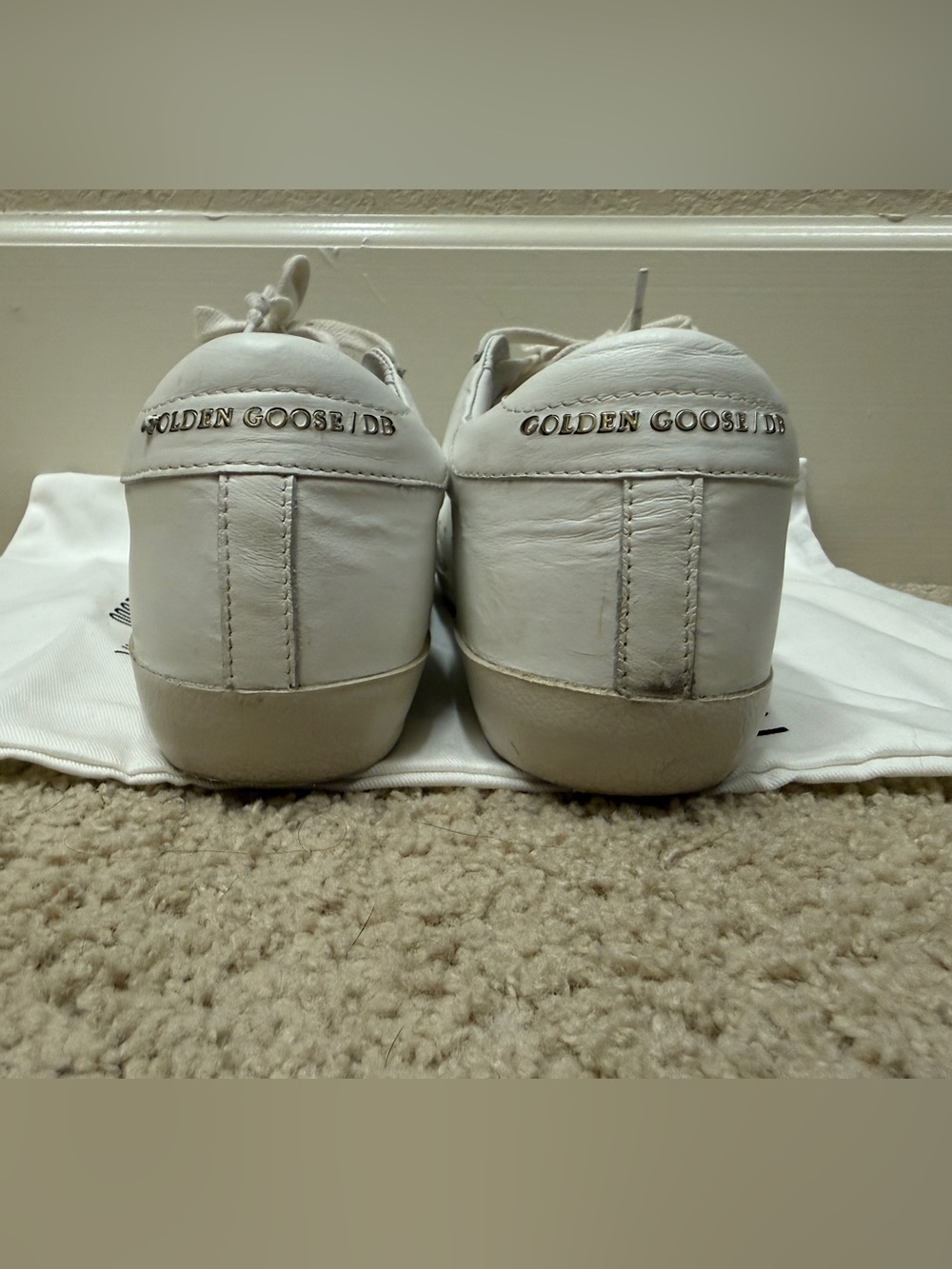 Golden Goose White Leather Superstar Sneaker with Grey Star - Picture 4 of 6